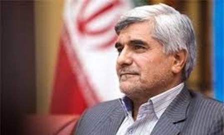 عیادت وزیر علوم از مصدومان حادثه سقوط آسانسور در دانشگاه صنعتی شریف